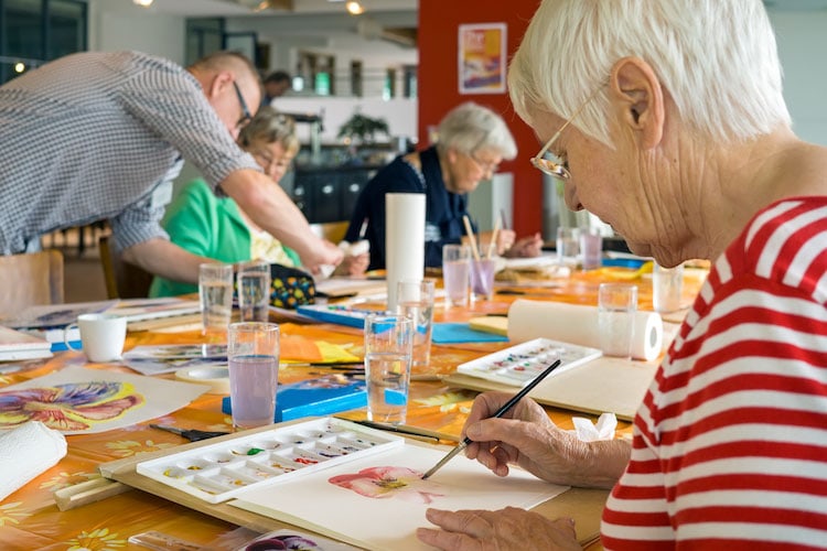 Arts & Crafts are Important for Seniors - Heritage Woods