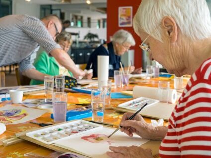 seniors painting