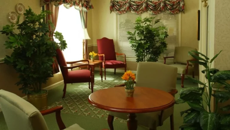 SALMON at Northborough Whitney Place sitting lounge common area