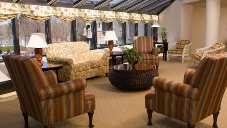 SALMON at Westborough The Willows residents common area with a view of the back patio